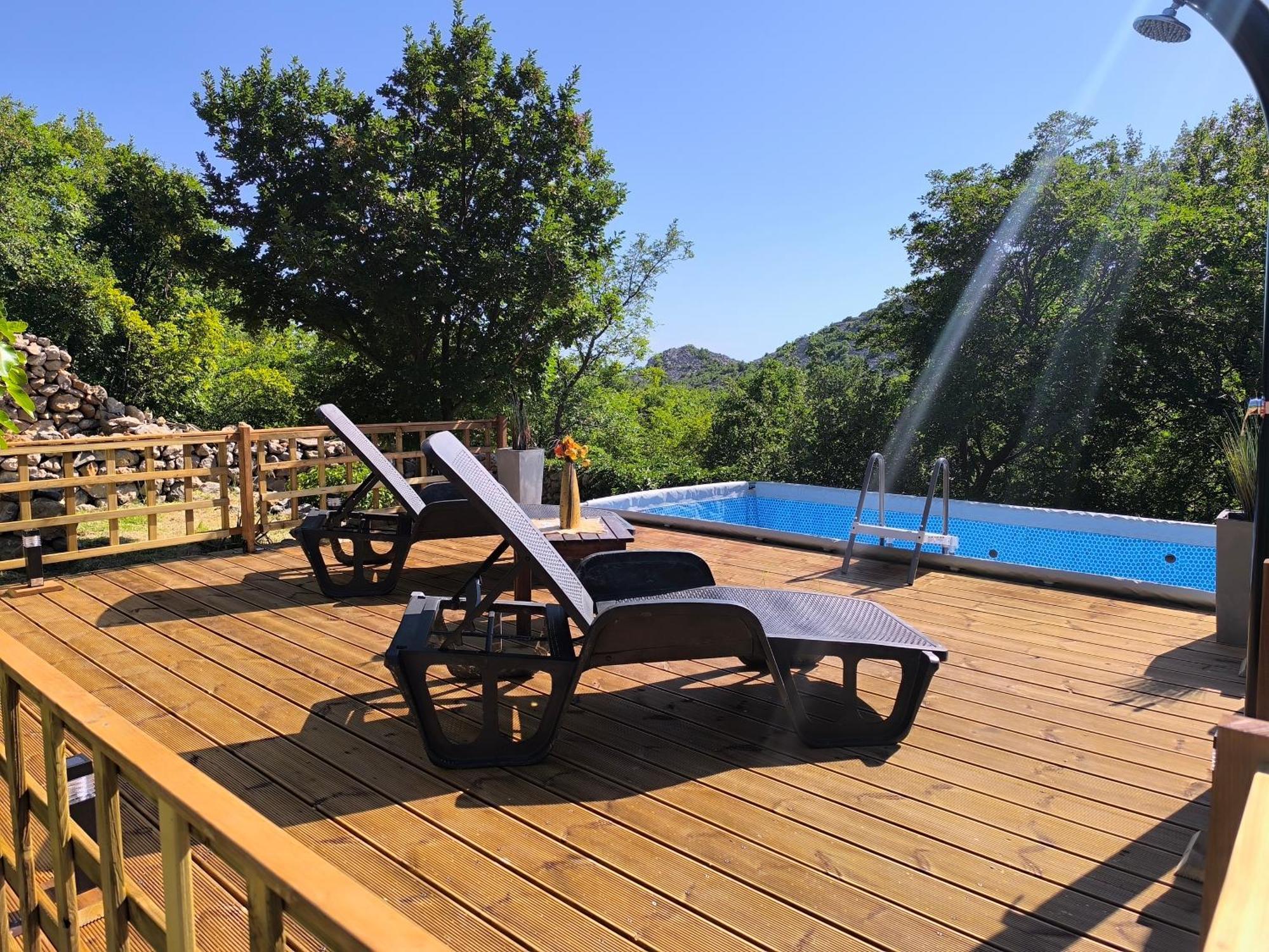 Holiday Home Lucija "" Private House With Pool "" ยาบลานัก ภายนอก รูปภาพ
